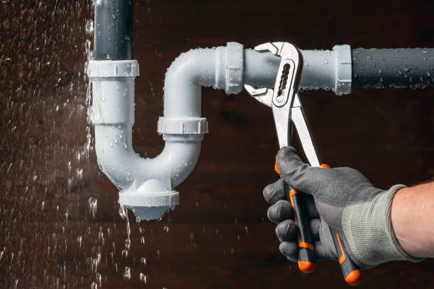 Professional Drain Cleaning technician working in Barksdale, TX